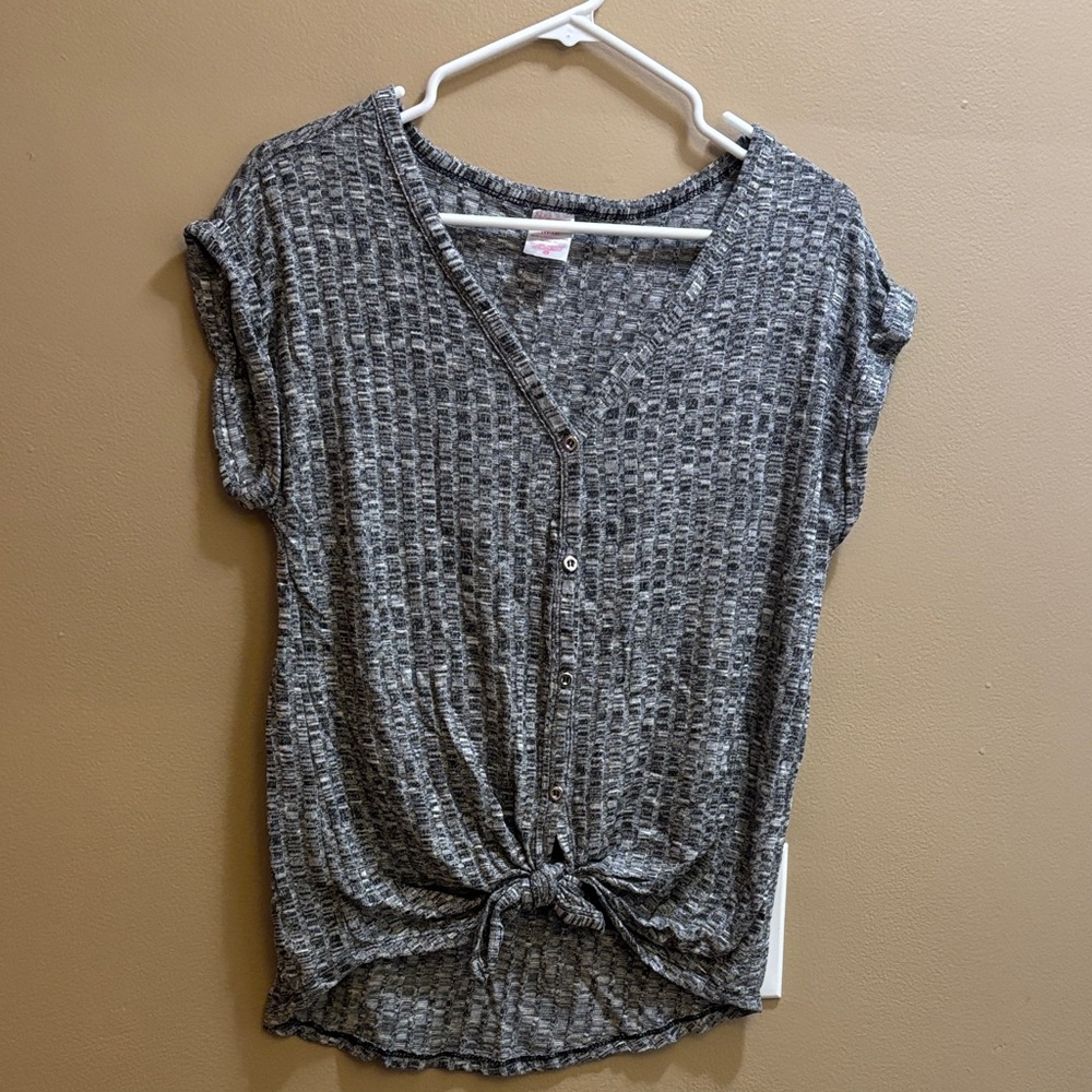 No Boundaries Charcoal Button-Down Blouse